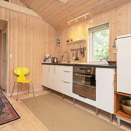 Semesterbostad Elegant Holiday Home In Funen With Terrace *